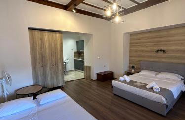 11 Luxury Apartments - Photo 6