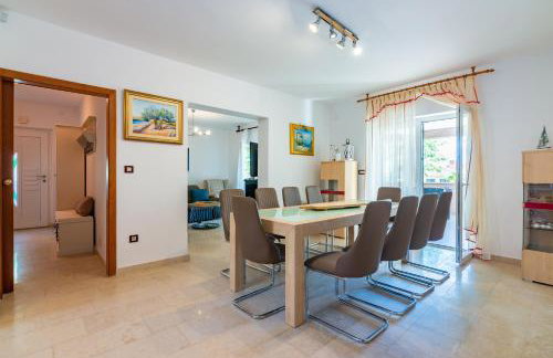 Private holiday house Villa SoulSet with garden and Pool Near Beach in Malinska, Krk - Foto 38