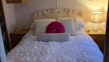 Dolafon Farm Stay - Photo 5