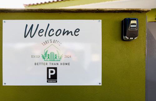 Takis' Attic - Foto 5