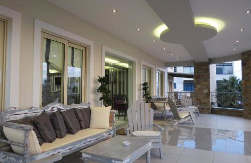 Thea Hotel - Studios & Suites - Photo 54