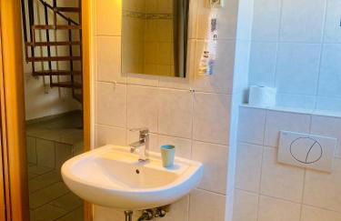 Komplettes Monteur Haus - Foto 3