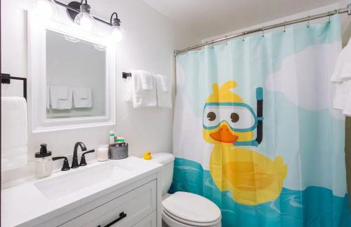 Lazy Duck Inn #30 The Lucky Duck House, a cozy 2-bedroom retreat 1 min from Yellowstone - Foto 44