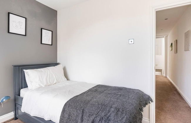 Charming 3-bed Apartment in London - Foto 16