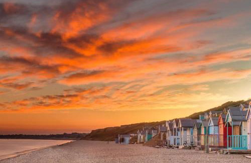 Luxury Ocean Playroom SEA SALT CHALET - Photo 39