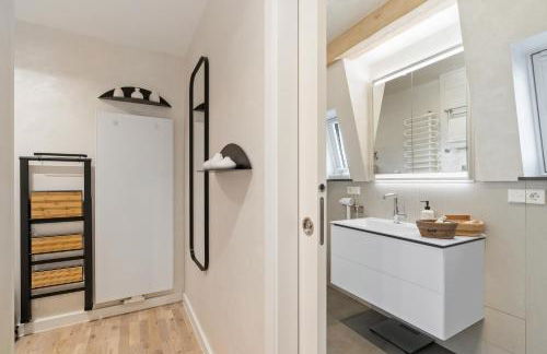 Modern Elegance in historical City Center - Foto 23