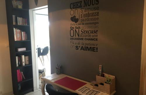 2 Pièces - Quartier Calme - Parking gratuit - Foto 9