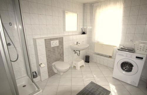 Monteurwohnungen in Bad Lauchstädt - Foto 4