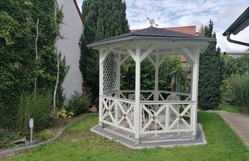 2 Zimmer Apartment mit Küche und Bad - Foto 9