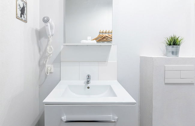 WS Hôtel de Ville - Le Marais - Photo 77