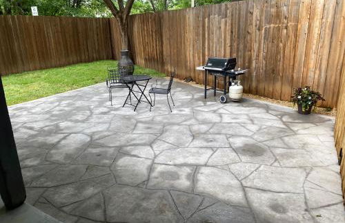 2bd 1bth place in Arlington Centrally located in DFW and conveniently located near Cowboy's Stadium - Foto 1