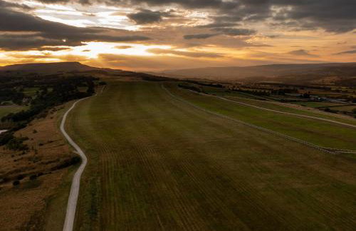 Foal Barn Cottages - The Smithy - Spennithorne - Photo 7