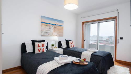 Spacious Escape Near the Beach by Host Wise - Photo 3, towels