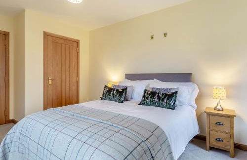 Bunchrew Farm Cottage - Photo 13