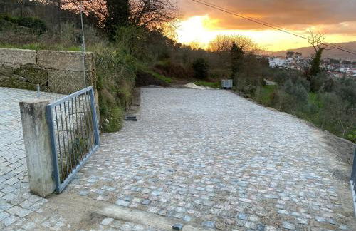 Casa da Zéfinha, em Cinfães, no Douro - Foto 47