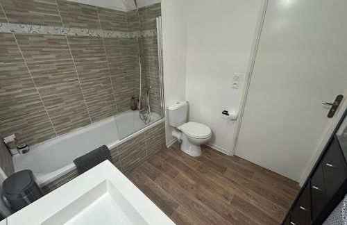 Superbe nid douillet 42m avec balcon et parking - Foto 28