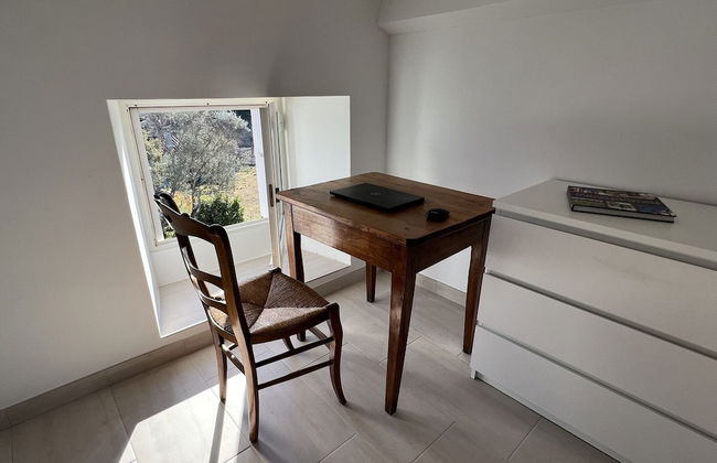 Sunlit Villa in Banne - Photo 26