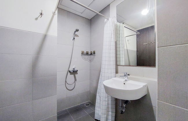 Best Homey And Nice Studio At Bintaro Icon Apartment - Foto 10