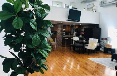 UPDATED Amazing Bi -Level Condo minutes from water views of New York City - Foto 3