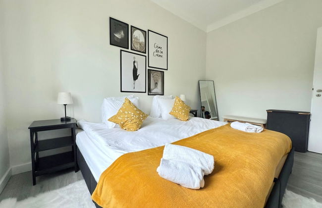 Charming 5 bedrooms Home - Foto 8