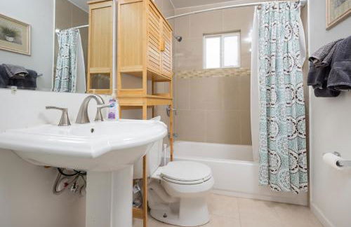 Charming Dreamy Home Close to Downtown SA - Foto 47