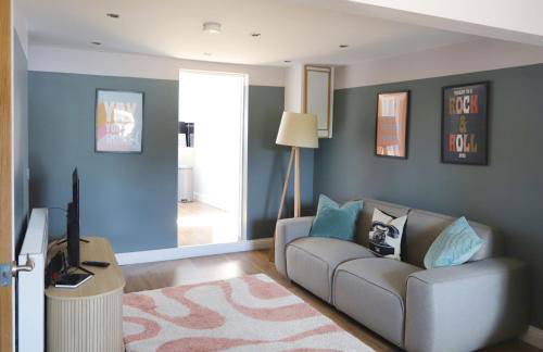 Stylish 3x bed house in Soham - Photo 16