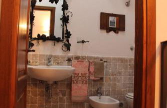 Trilocale nel centro storico - Foto 5