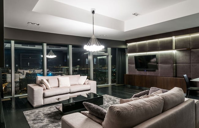 Apartments in Sky Tower with Bathtub near the window - Photo 10