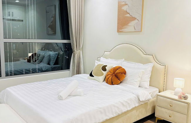 Cozy- Vinhomes Central Park Apartments - Photo 39