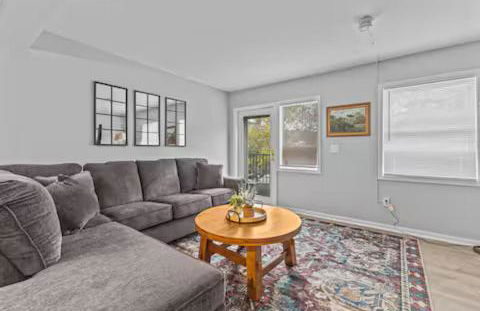 Convenient Apt Close to Downtown - Foto 59