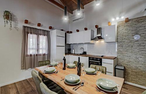 Villa Sea Edge - Three Bedroom Villa With Sea View - Photo 16