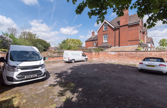 The Linden Leaf Rooms - Classy Studios - Foto 1