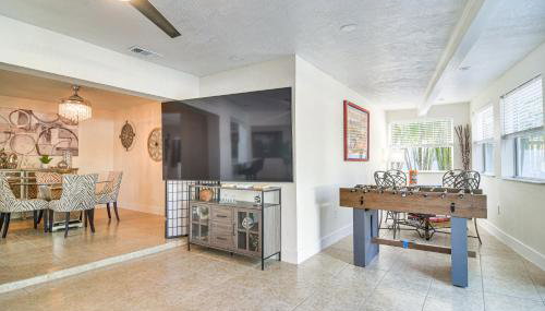 2 Mi to Beach: Home w/ Pool, Grill & More in Largo - Foto 5