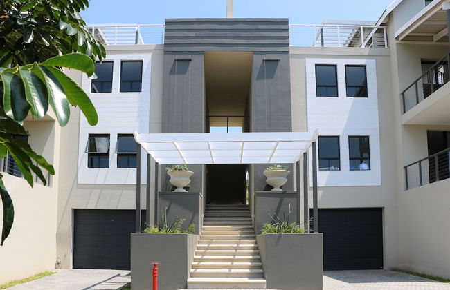 Apartments on The Eighteenth - Photo 53