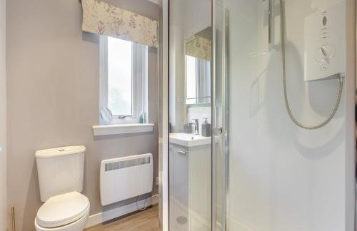 West Home - Photo 14