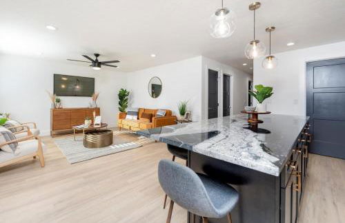 Mid Century Modern Boise-River Bungalow w/ Hot Tub - Foto 21