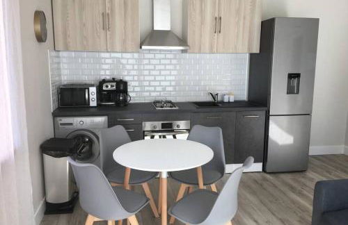 Très jolie mini villa douillette avec vue sur montagne - Foto 9