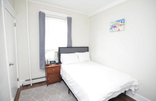 Cozy Beds with Parking, Laundry - Near RU, RWJ, NJ Transit - Foto 12
