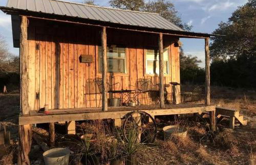 Rustic Off-the-Grid Cabin near Ample Outdoor Recreation in Harper, Texas - Photo 15