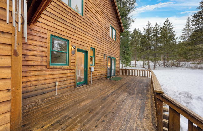 5 Mins to Ski Resort Ping Pong, Pool Table, Deck Donner Ridge by Avantstay - Foto 37