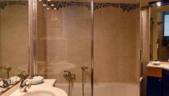 POLICLINICO HOME - Foto 2, Shower