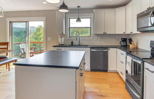 5 Mi to Dtwn, Stunning Views Weaverville Retreat! - Foto 7