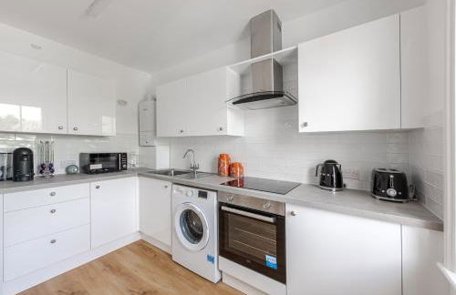 Chic 1BR Teddington Apartment Modern & Bright - Foto 26