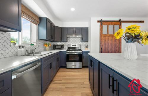 ValleyVibe: Modern Comfort in North Valley - an Irvie Home - Foto 10