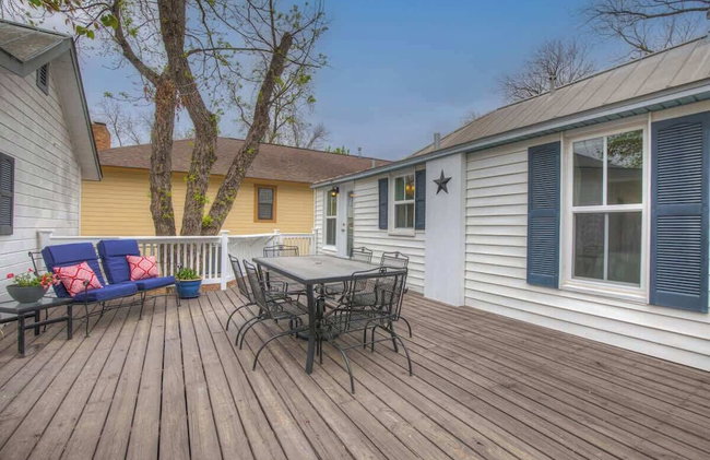 Awesome Haus With Gameroom, 4blks to Center of Town! - Foto 49