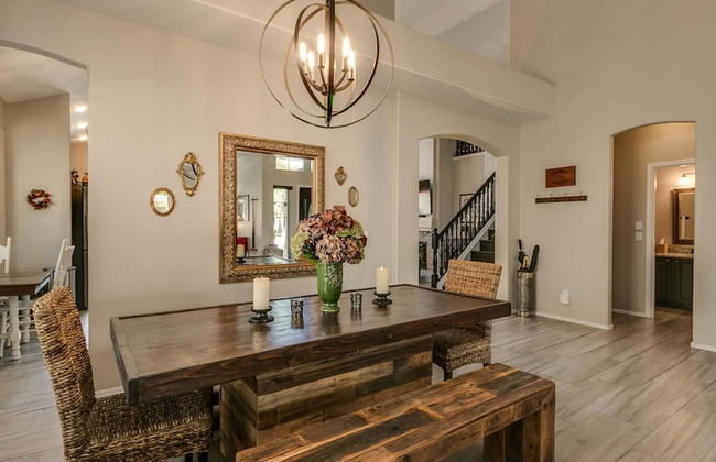 Spectacular Golf Course Home With Pool and Views! - Photo 29