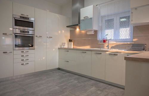 Poolside Holiday House - Foto 41