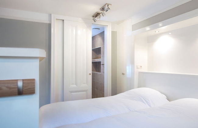 BizStay Park Central Executive - Photo 43