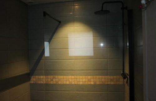 Gîte écologique proche Rocamadour & Gouffre de Padirac Vue vallée Dordogne - Foto 27