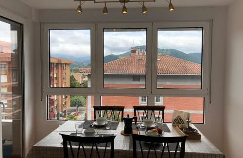 Piso céntrico y tranquilo en Gernika - Foto 1